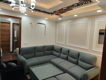 Team Area in 3 BHK Builder Floor at Mahavir Enclave 1 – for Sale