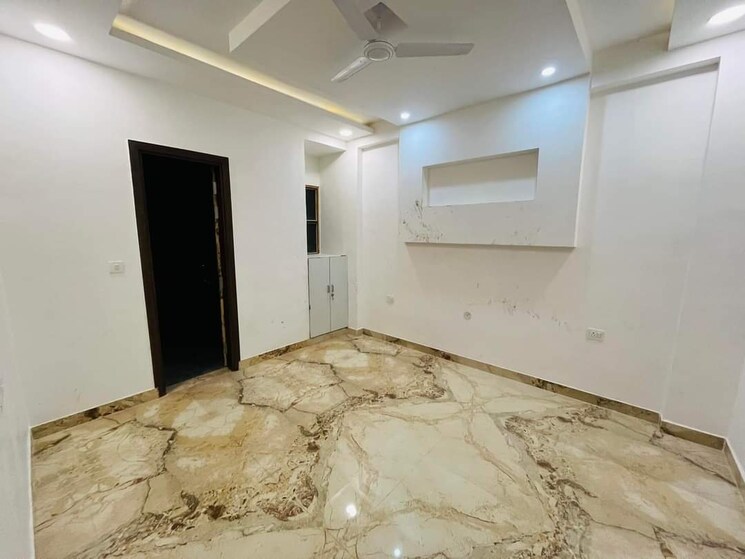 Room, sector 42 4 Bedroom 2550 Sq.Ft. Builder Floor In Sector 42 Faridabad 8066887