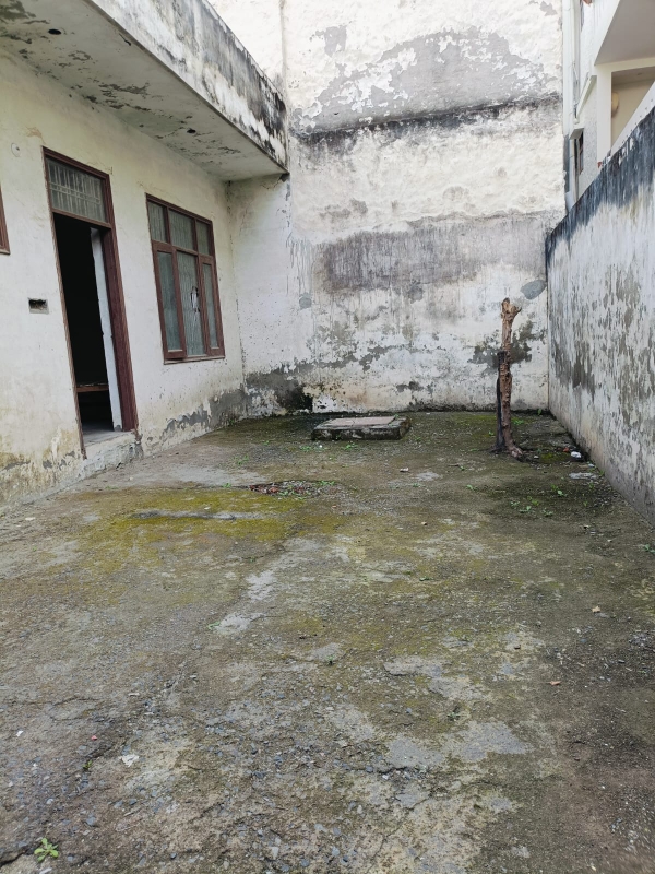 Plot For Sale in Sector 21d