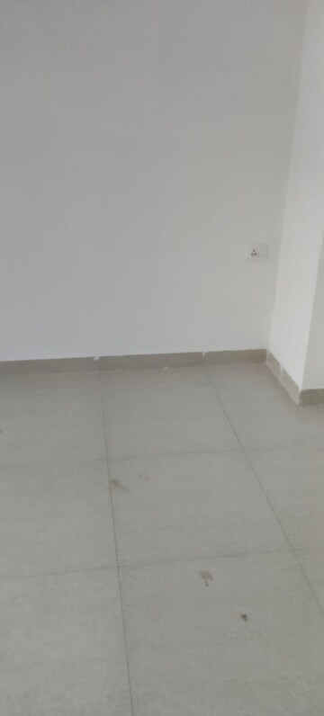 2 BHK Apartment For Sale in Shree Vardhman Green Court, Sector 90