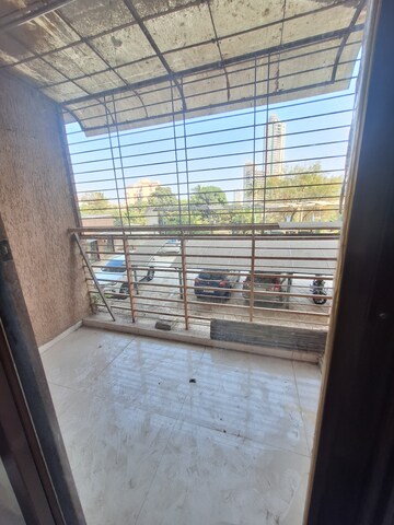 Room in 1 BHK Apartment at Raunak City, Kalyan West – for Rent