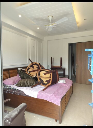 Living Room in 3 BHK Builder Floor at Ansal Sushant Lok I, Sector 43 – for Rent