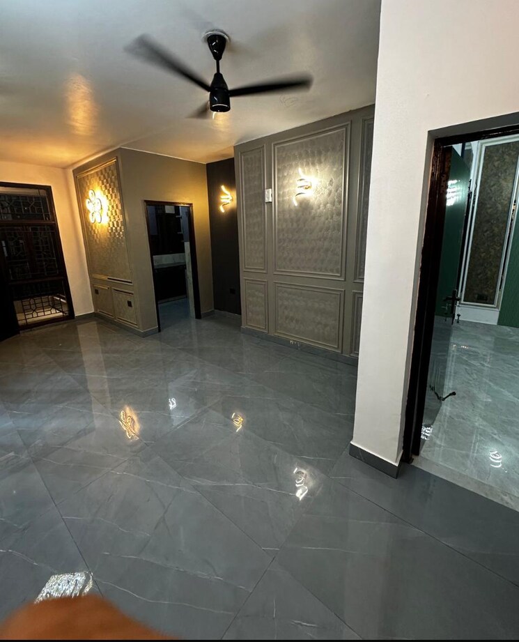 Living Room, sushant-lok-3 3 Bedroom 300 Sq.Yd. Builder Floor In Sector 57 Gurgaon 8066921