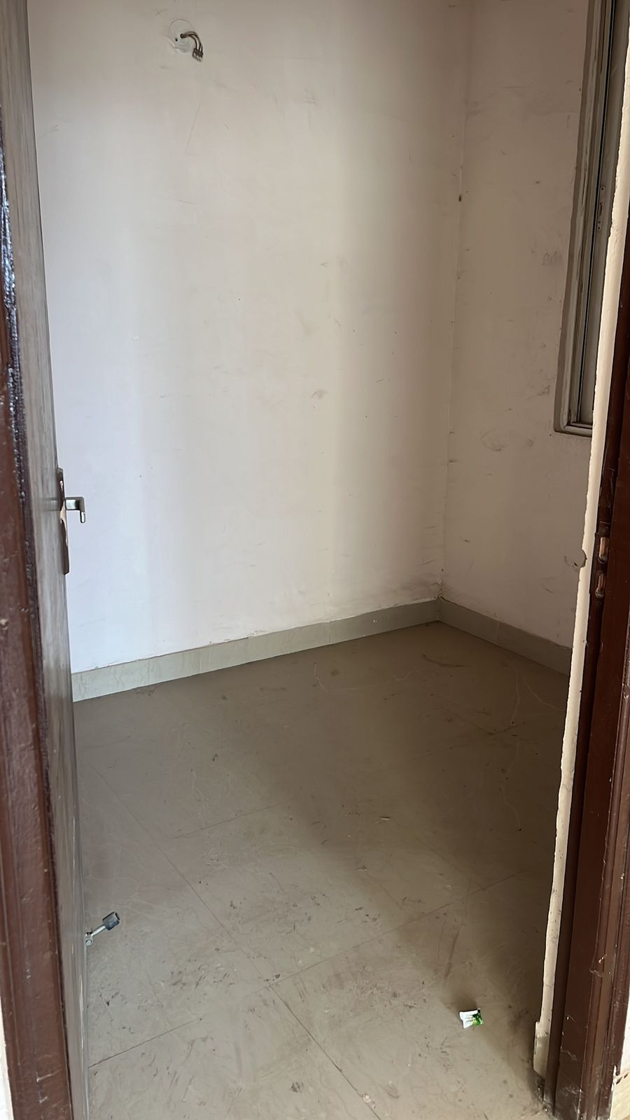 2 BHK Apartment For Sale in Amrapali Leisure Park