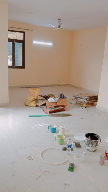 Master Bedroom in 3 BHK Apartment at Sector 11 Dwarka – for Rent