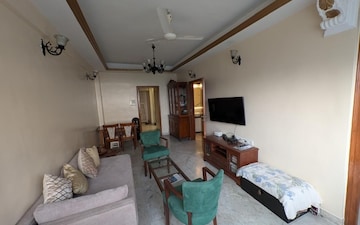 1 BHK Apartment For Rent in Daulat Shirin CHS, Colaba