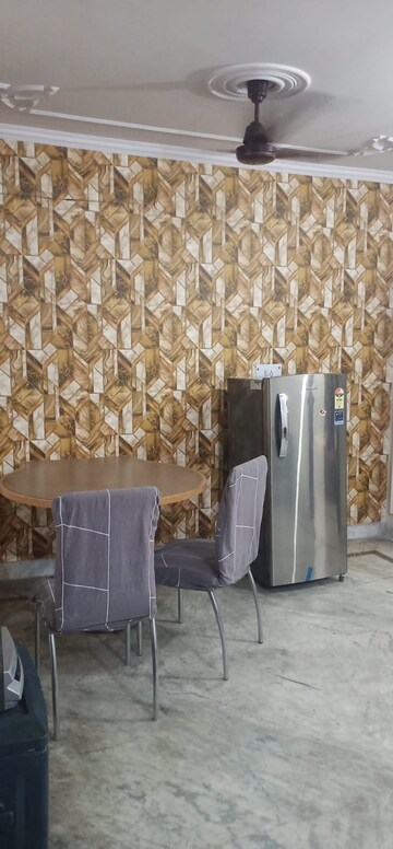 Living Room in 1 BHK Builder Floor at Ansal Sushant Lok I, Sector 43 – for Rent