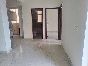 Room in 2 BHK Apartment at Signature Global Orchard Avenue, Sector 93 – for Rent