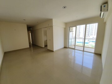 Room in 3.5 BHK Apartment at Emaar Imperial Gardens, Sector 102 – for Sale