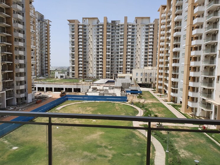 Swimming Pool, emaar-imperial-gardens 3.5 Bedroom 2025 Sq.Ft. Apartment In Sector 102 Gurgaon 8067043