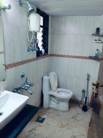 Master Bedroom in 2 BHK Apartment at Rashmi Classic, Vasai East – for Rent