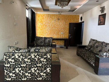 Bedroom in 2 BHK Apartment at Vip Road – for Rent