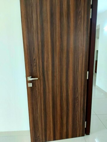 Furnished Amenities in 3 BHK Apartment at Hermitage Centralis, Vip Road – for Rent