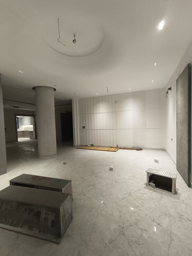 Bedroom, srishti-greenfield-homes 4 Bedroom 3100 Sq.Ft. Builder Floor In Green Fields Colony Faridabad 8067380