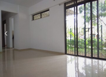 Room in 2 BHK Apartment at Lodha Lakeshore Greens, Dombivli East – for Rent