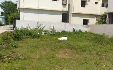 Plot For Sale in Nadergul