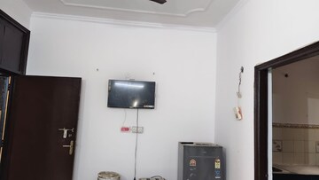 Furnished Amenities in 2 BHK Builder Floor at Ardee City, Sector 52 – for Rent