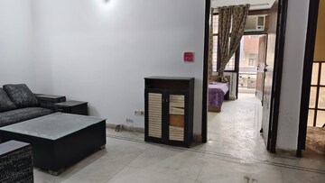 Living Room in 2 BHK Builder Floor at Ardee City, Sector 52 – for Rent