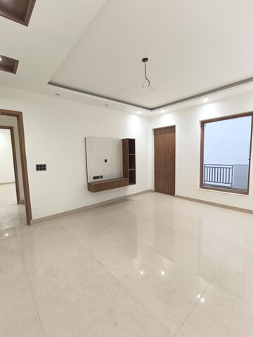 4 BHK Builder Floor For Sale in Srishti Greenfield Homes, Green Fields Colony