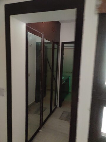 Building Lobby in 5 BHK Villa at Sector 25 – for Rent