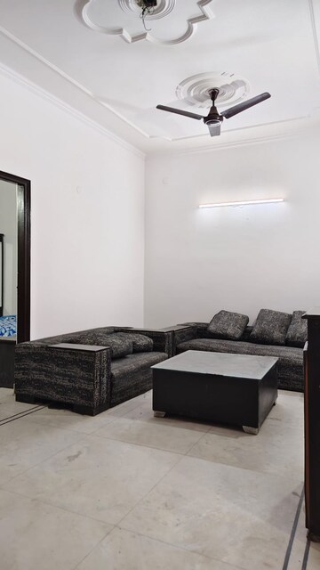 Bedroom in 3 BHK Builder Floor at Ardee City, Sector 52 – for Rent