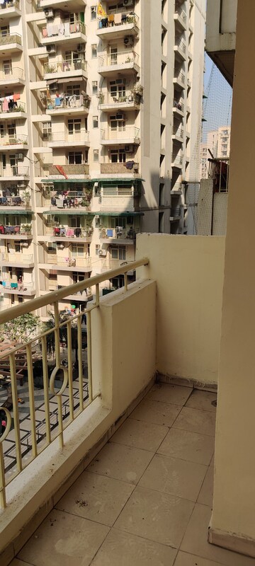 Master Plan in 3 BHK Apartment at KW Srishti, Raj Nagar Extension – for Rent