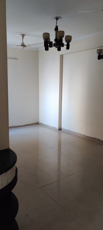 Furnished Amenities in 3 BHK Apartment at KW Srishti, Raj Nagar Extension – for Rent