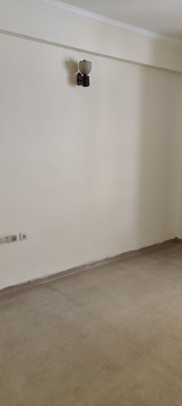 Furnished Amenities in 3 BHK Apartment at KW Srishti, Raj Nagar Extension – for Rent
