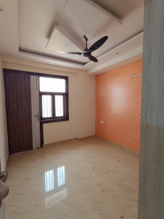 2 BHK Builder Floor For Rent in Vijay Enclave Delhi  8067522