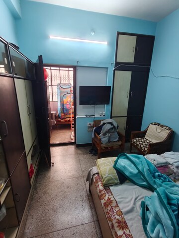 Parking in 2 BHK Builder Floor at New Ashok Nagar – for Rent