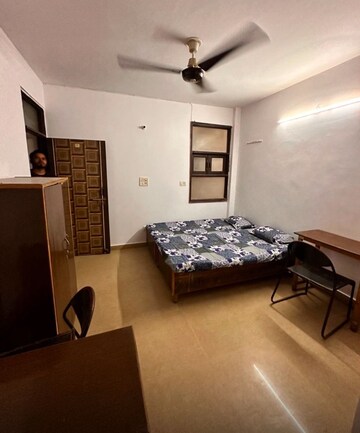 1 RK Builder Floor For Rent in Saket
