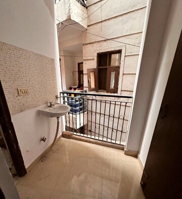 Balcony in 1 RK Builder Floor at Saket – for Rent