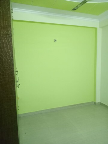 Room in 2 BHK Builder Floor at Nirman Vihar – for Rent