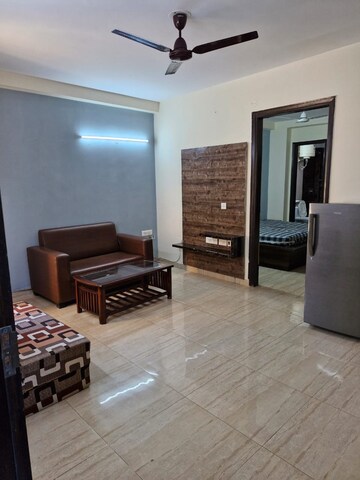 Living Room in 1 BHK Builder Floor at Ansal Florence Super, Sector 57 – for Rent