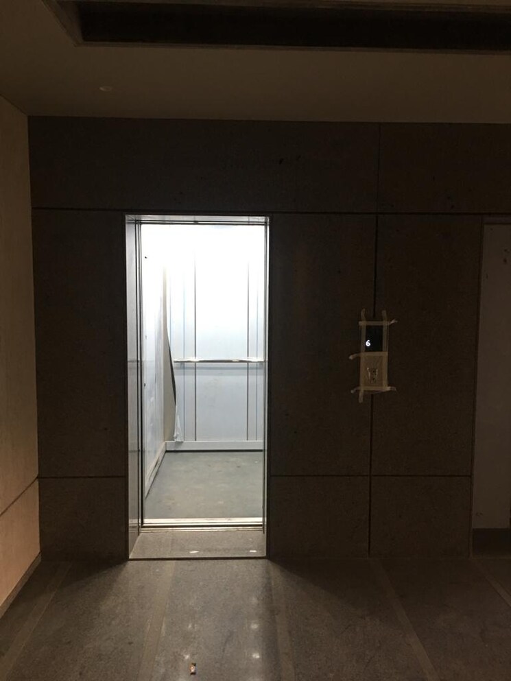 Room, ambli road Commercial Office Space 887 Sq.Ft. In Ambli Road Ahmedabad 8067686