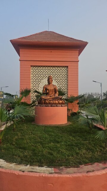  Plot – Exterior View View at Aliganj - for Sale