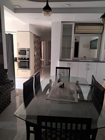 Kitchen in 4 BHK Apartment at DLF Park Place, Sector 54 – for Rent