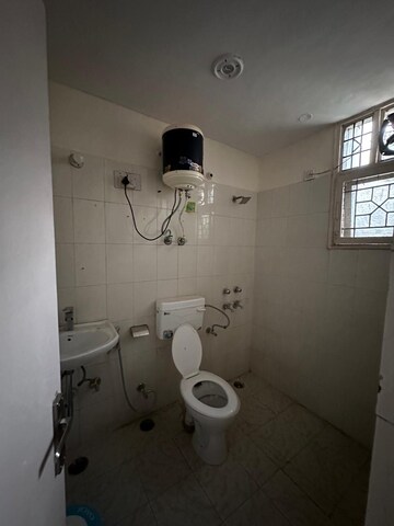 Bathroom in 2 BHK Builder Floor at Cosmos Floors, Sector 52 – for Rent