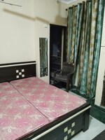 1 Rk  60 Sq.Yd. Builder Floor in Ansal Sushant Lok I