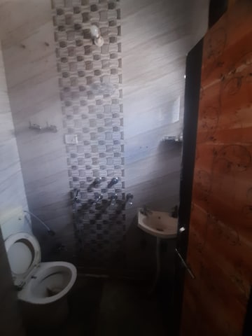 Bathroom in 2 BHK Builder Floor at Rohini Sector 8 – for Rent