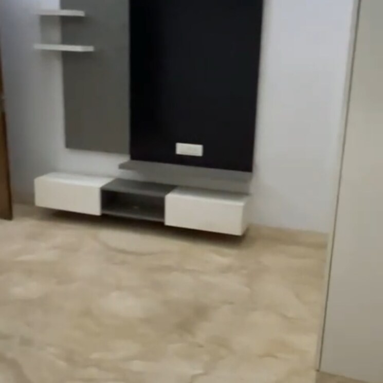 Room, krishna nagar 5 Bedroom 300 Sq.Ft. Builder Floor In Krishna Nagar Delhi 8068025