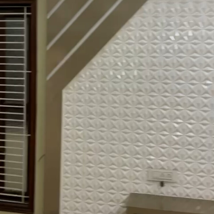 Bathroom, krishna nagar 5 Bedroom 300 Sq.Ft. Builder Floor In Krishna Nagar Delhi 8068025