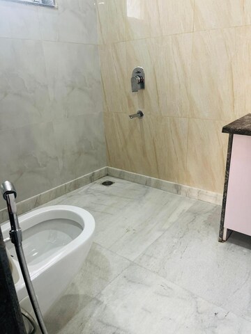 Bathroom in 3 BHK Builder Floor at Emaar MGF Emerald Hills, Sector 65 – for Rent