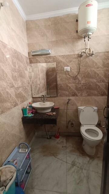 Bathroom in 3 BHK Builder Floor at Sector 23 – for Rent