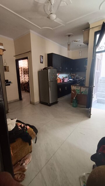 Parking in 3 BHK Builder Floor at Sector 23 – for Rent