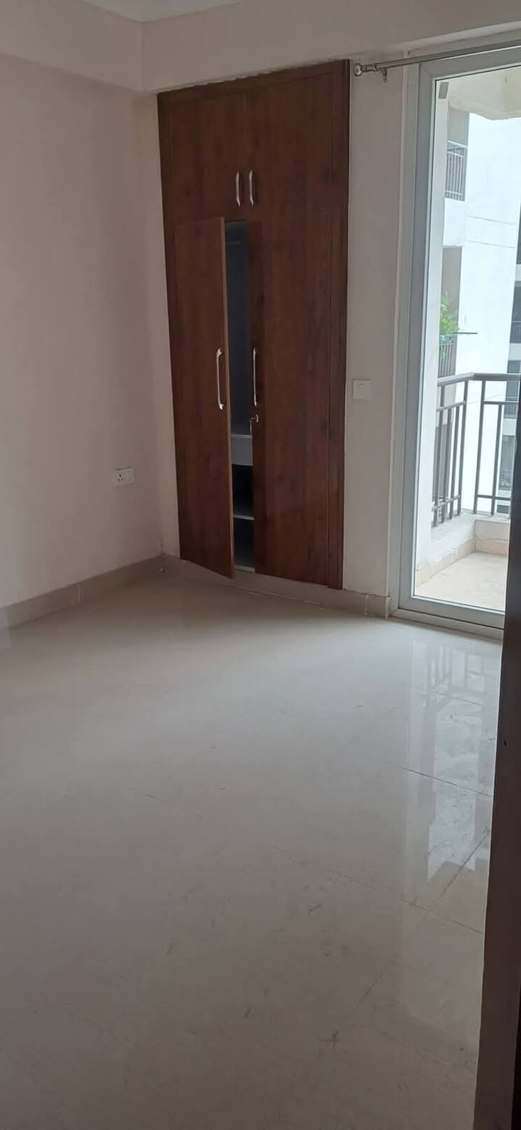 Room, amrapali-dream-valley 3 Bedroom 1360 Sq.Ft. Apartment In Tech Zone 4 Greater Noida Greater Noida 8067973