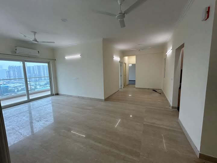 3 BHK + Servant Room Apartment For Sale in Ireo Skyon