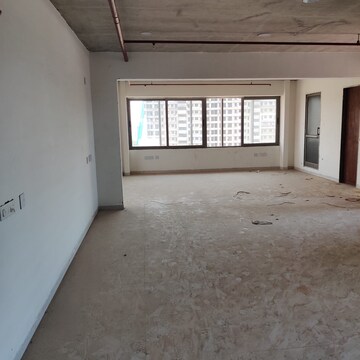 Room in  Office Space at Ambli – for Rent