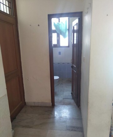 Bathroom in 1 BHK Apartment at Dynamix Avanya, Dahisar East – for Rent