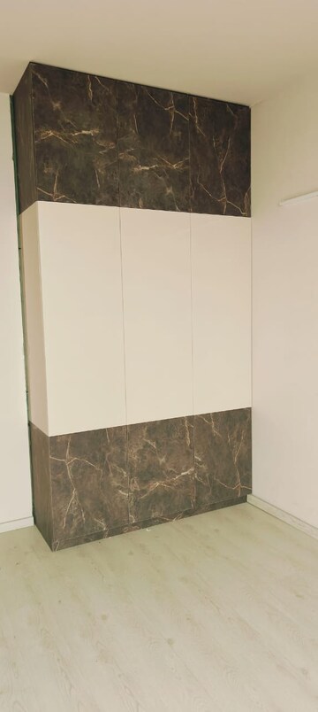 Bathroom in 3 BHK Apartment at M3M Heights, Sector 65 – for Rent